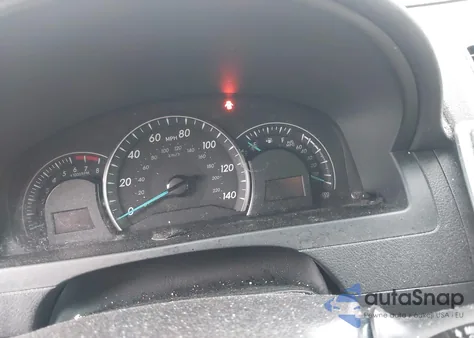 2015 Toyota Camry Le z USA, uszkodzony, nr VIN 4T1BF1FK4FU035403